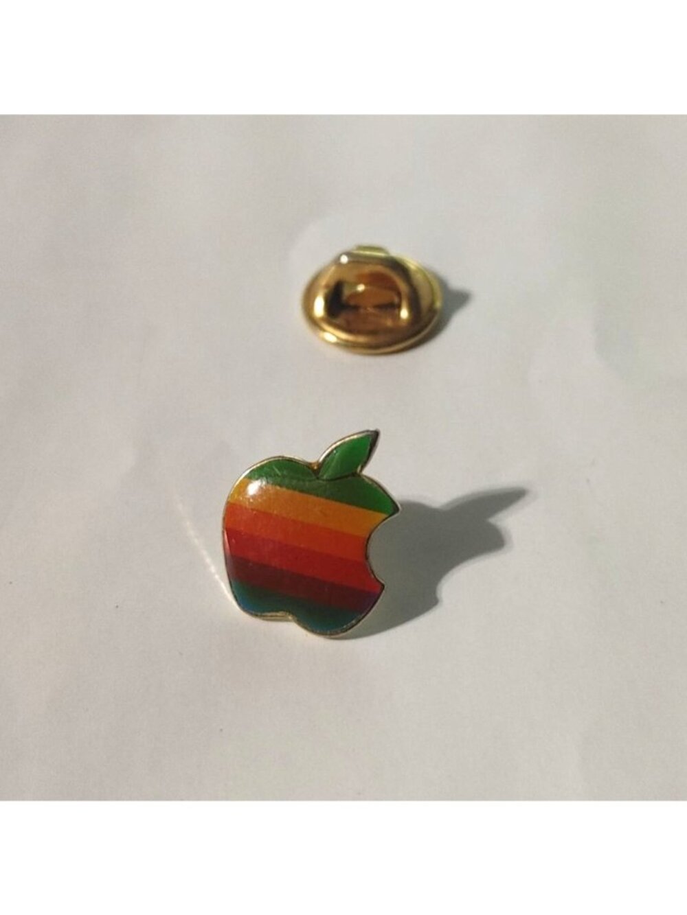 Rainbow Macintosh Apple Logo Pin Tack Lapel Vintage Gold Tone Retro Collectible - Picture 3 of 14
